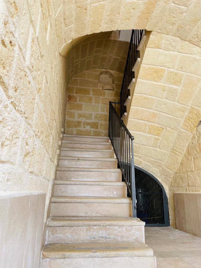 Casa Rosita-Vista Cattedrale,Mare,Tribunale E Castello Nel Pieno Centro Di Trani-Wifi Extérieur photo